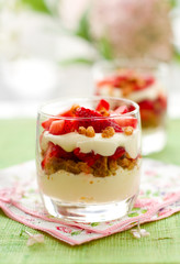 Strawberry and mascarpone trifle