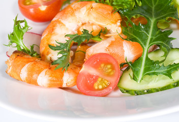 salad with shrimps