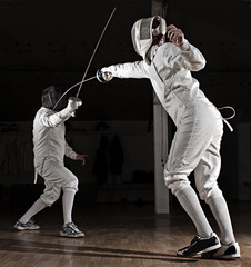 Épée swordsmen fencing.