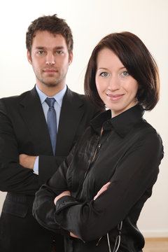 mann und frau dynamisches team