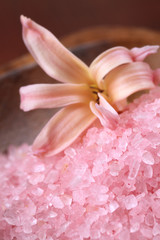 Pink bath salt