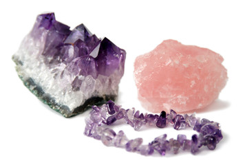 Améthyste, quartz rose et bracelet en améthyste