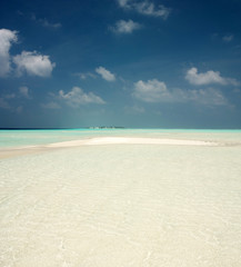 Fototapeta na wymiar Bank piasku na Malediwach