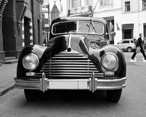 Foto op Plexiglas Retro auto op straat © 31etc