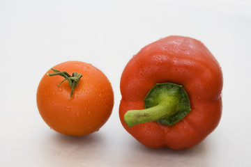 Tomate vs. Paprika