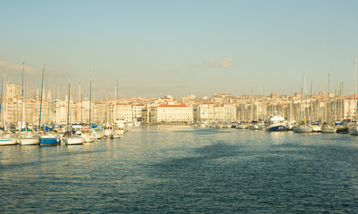 Fototapeta na wymiar Old port (Vieux Port) in Marseille, France
