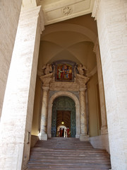 main entrance of the vatican palace