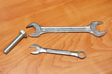 Wrench