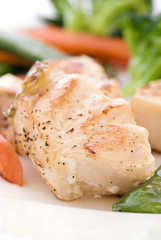 Zackenbarsch mit Gemüse