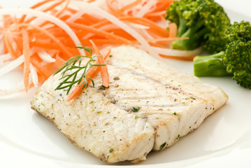 Pangasius mit Brokkoli und Karotten