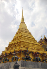 Naklejka premium Temple guardians at Wat Phra Keo
