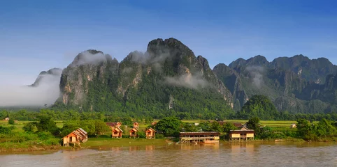 Fotobehang View of Vang Vieng, Laos © Worakit Sirijinda
