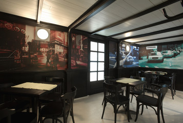 Cafe Lounge