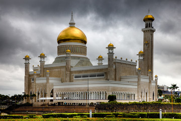 Fototapeta na wymiar HDR Meczet Sułtana Brunei