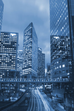 La Defense la nuit
