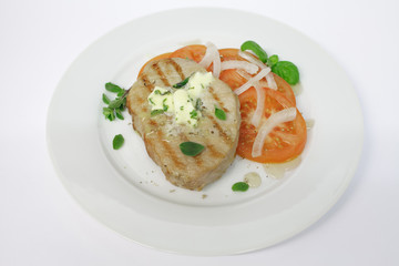 Schweinerückensteak mit Kräuterbutter