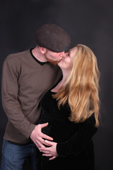 Expecting kissing parents