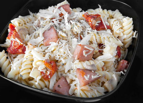 bacon tomato pasta