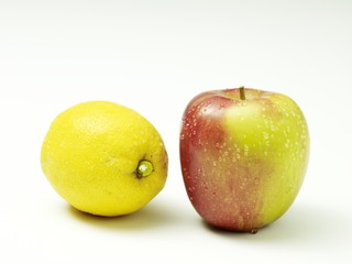 Apfel und Zitrone