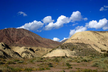 foothills