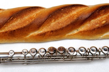 Querflöte und Baguette