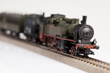 Naklejka premium Far Away