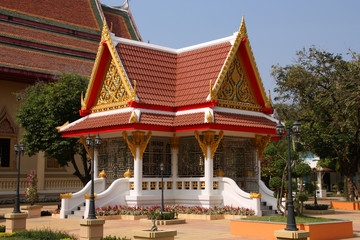 Naklejka premium Thailand - buddhist temple in Kanchanaburi