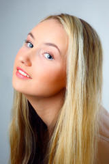 Naklejka premium Young woman