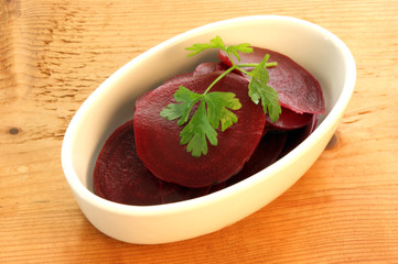 rote Beete in Scheiben geschnitten