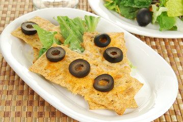Whole wheat cracker snack