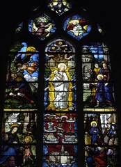  France, vitraux dans une église © PackShot
