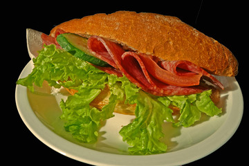Salamibrötchen