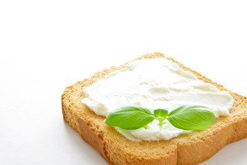 Zwieback mit Frischkäse