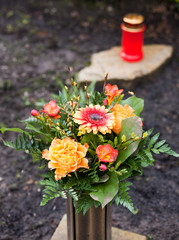 Blumen als Grabschmuck
