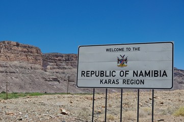 Namibia - Grenzschild