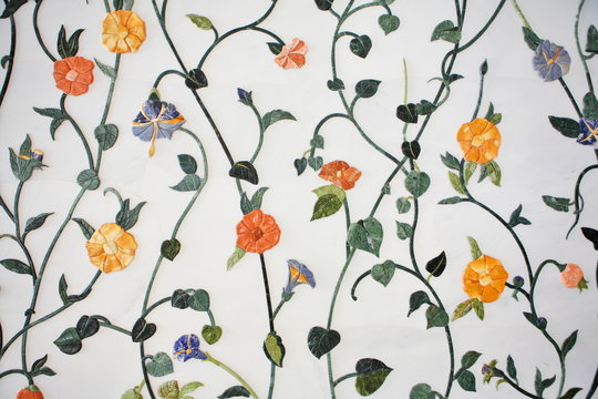 Wall decoration in Sheikh Zayed Mosque, Abu Dhabi