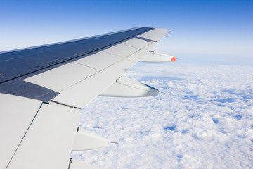 Fototapeta premium air transport - plane's wing