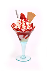 Erdbeer Becher