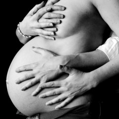 Ventre de grossesse © LAURENT VICENZOTTI
