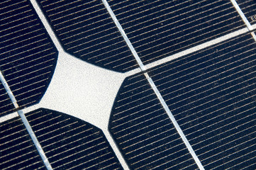 cella fotovoltaico dettaglio energia sole © Lobra