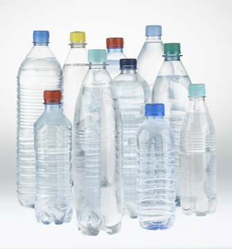 PET Mineralwasserflaschen