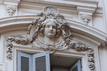 façade de caractere