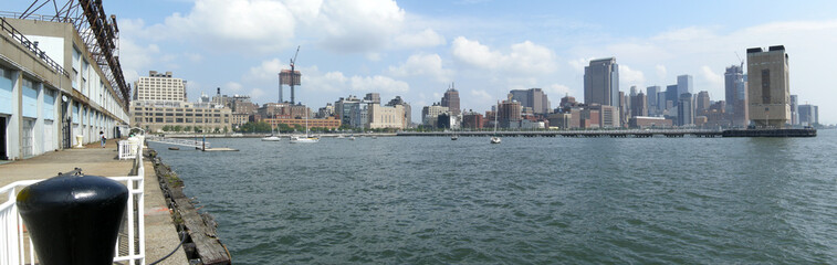 Manhattan docks