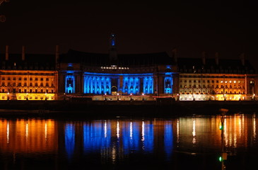 County Hall /London Aquarium at night