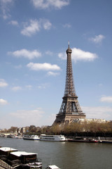 Fototapeta na wymiar Paris Quai de Seine