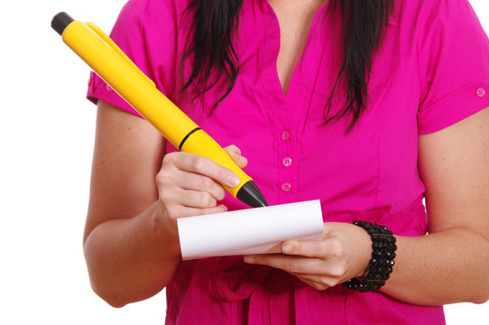 Notiz mit gro&szlig;em Stift