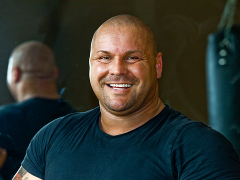 Mann nach Boxtraining