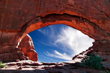 Foto auf Acrylglas Naturpark Sonniger Tag im Arches Canyon. Utah. Vereinigte Staaten von Amerika
