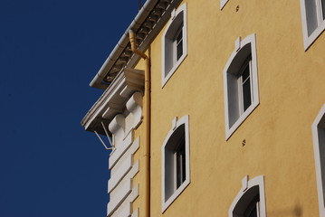 Fototapeta na wymiar façade provence