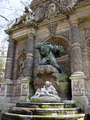 Fontaine Medicis2
